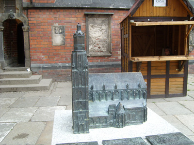 SL270840.jpg